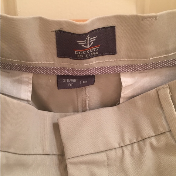 Dockers Khaki - Picture 2 of 5